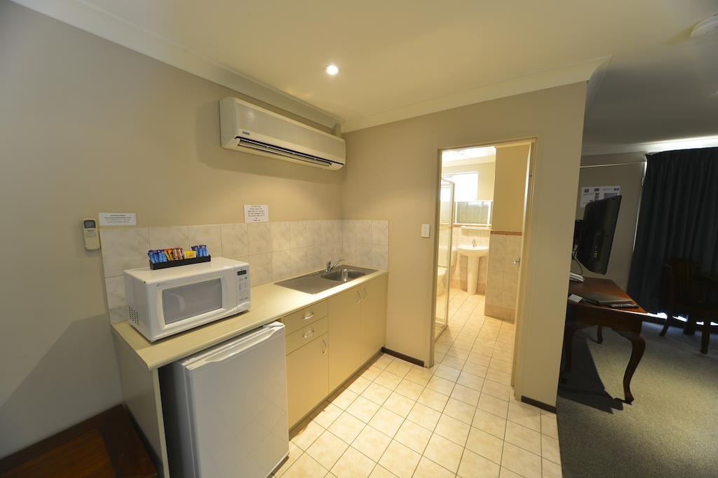 Wattle Grove Motel Περθ Δωμάτιο φωτογραφία